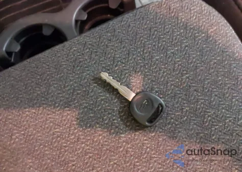 2004 Chevrolet Silverado C1500 z USA, uszkodzony, nr VIN 1GCEC14T74E160747